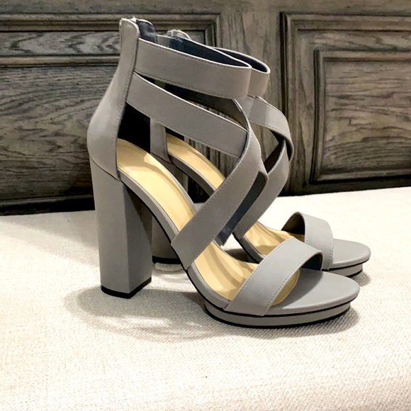 👡Brand New Charlotte Russe Grey Block Heels👡
